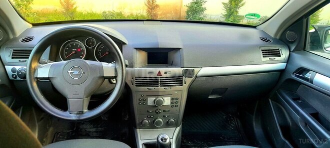 Opel Astra 2004, 218,963 km - 1.4 l - Bakı