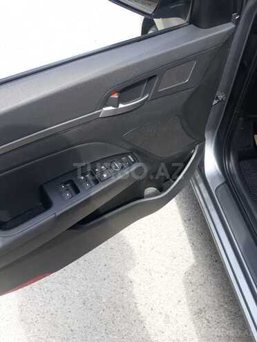 Hyundai Elantra 2015, 160,240 km - 1.6 l - Bakı