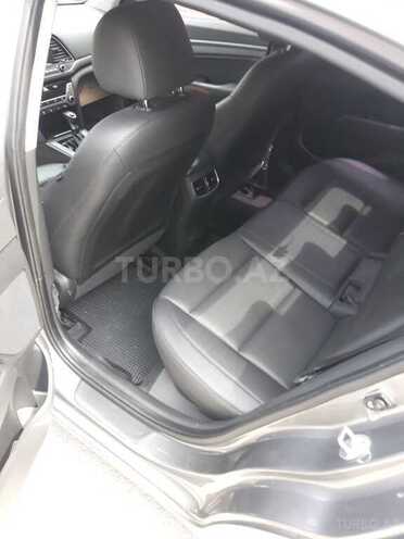 Hyundai Elantra 2015, 160,240 km - 1.6 l - Bakı