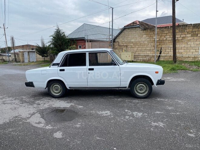 LADA (VAZ) 2107 2009, 11,400 km - 1.6 l - Şəki