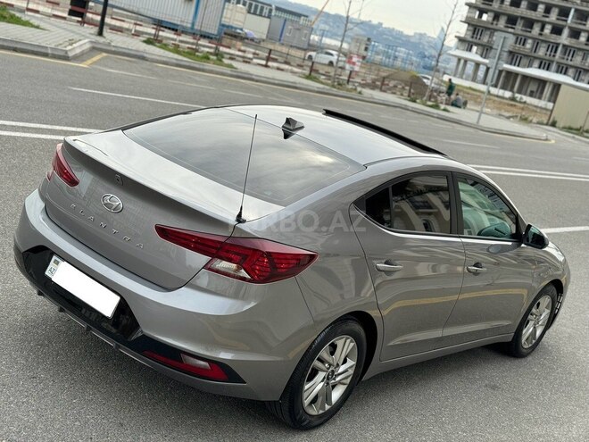 Hyundai Elantra 2019, 63,500 km - 2.0 l - Bakı