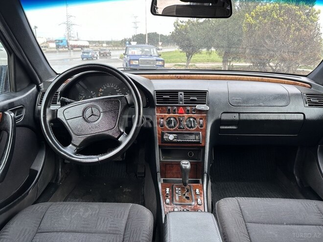 Mercedes C 220 1998, 197,000 km - 2.2 л - Bakı