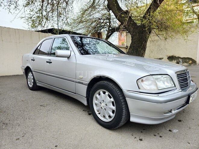 Mercedes C 200 1999, 247,922 km - 2.0 l - Yevlax
