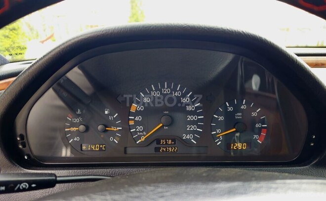 Mercedes C 200 1999, 247,922 km - 2.0 l - Yevlax