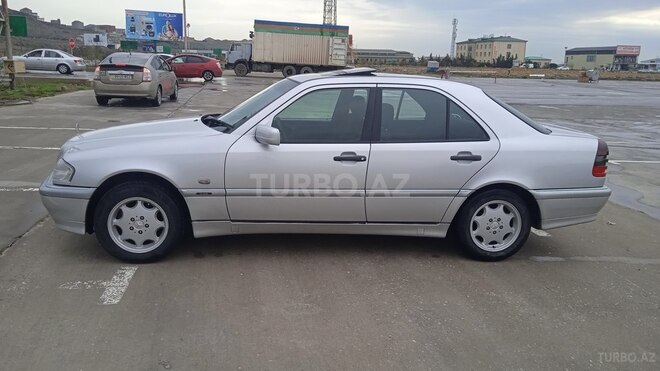 Mercedes C 200 1998, 360,000 km - 2.0 l - Bakı