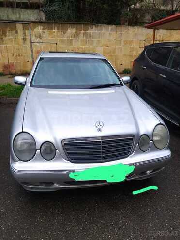 Mercedes E 240 1999, 388,000 km - 2.4 l - Bakı