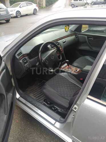 Mercedes E 240 1999, 388,000 km - 2.4 l - Bakı