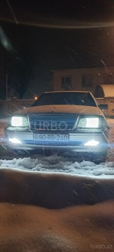 Mercedes C 240 1999, 307,000 km - 2.4 l - Qəbələ