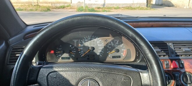 Mercedes C 240 1999, 307,000 km - 2.4 l - Qəbələ