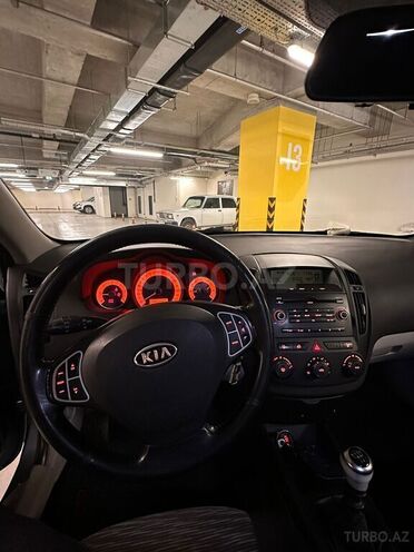 Kia Ceed 2007, 170,000 km - 1.6 л - Gəncə