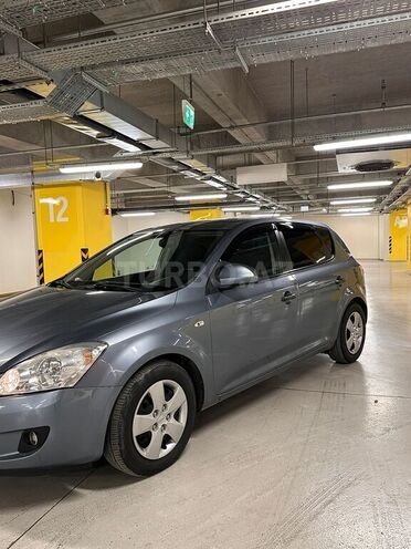 Kia Ceed 2007, 170,000 km - 1.6 л - Gəncə