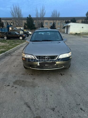 Opel Vectra 1997, 168,000 km - 1.8 л - Sumqayıt