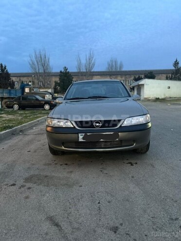 Opel Vectra 1997, 168,000 km - 1.8 л - Sumqayıt