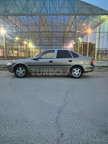 Opel Vectra 1997, 168,000 km - 1.8 л - Sumqayıt