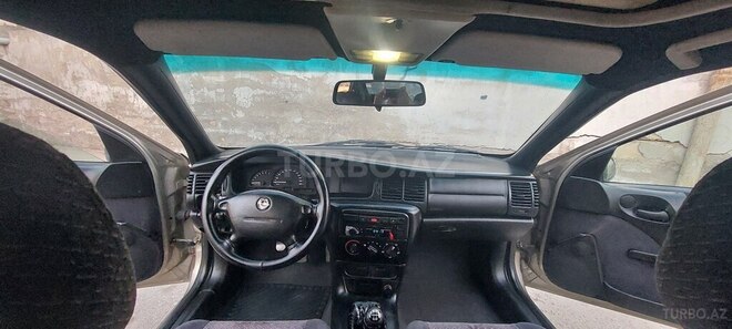 Opel Vectra 1997, 168,000 km - 1.8 л - Sumqayıt