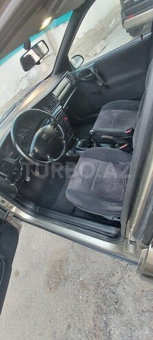 Opel Vectra 1997, 168,000 km - 1.8 л - Sumqayıt