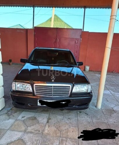 Mercedes C 230 1998, 110,000 km - 2.3 l - Mingəçevir