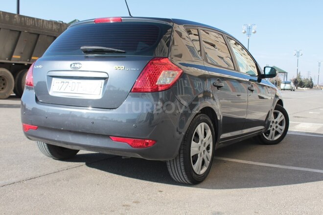 Kia Ceed 2009, 175,000 km - 1.6 л - Bakı