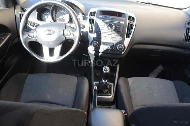 Kia Ceed 2009, 175,000 km - 1.6 л - Bakı