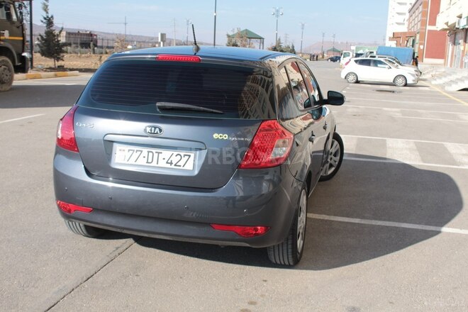 Kia Ceed 2009, 175,000 km - 1.6 л - Bakı