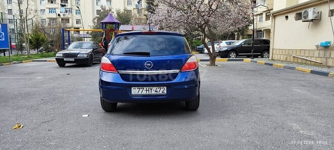 Opel Astra 2004, 288,000 km - 1.4 l - Bakı