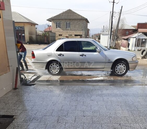 Mercedes C 180 1998, 215,000 km - 1.8 л - Salyan