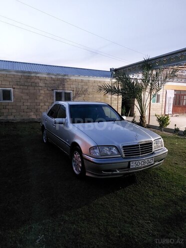 Mercedes C 180 1998, 215,000 km - 1.8 л - Salyan