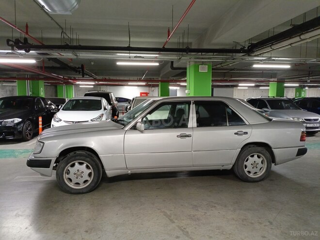 Mercedes E 250 1991, 600,000 km - 2.5 l - Bakı