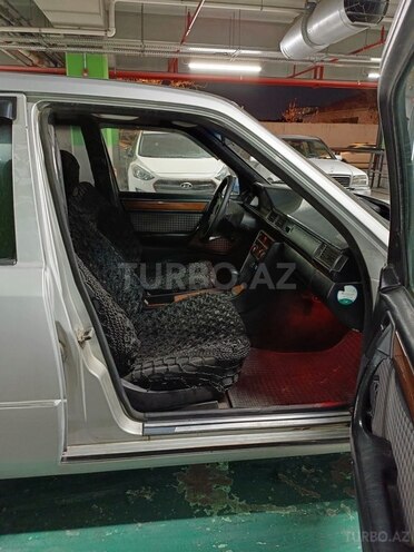 Mercedes E 250 1991, 600,000 km - 2.5 l - Bakı