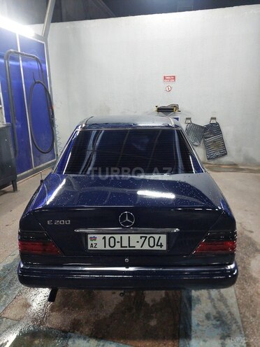 Mercedes E 200 1995, 327,000 km - 2.0 л - Gəncə
