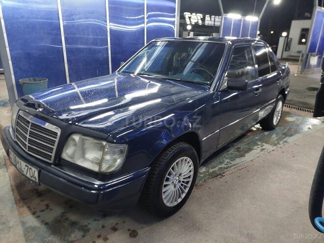 Mercedes E 200 1995, 327,000 km - 2.0 л - Gəncə