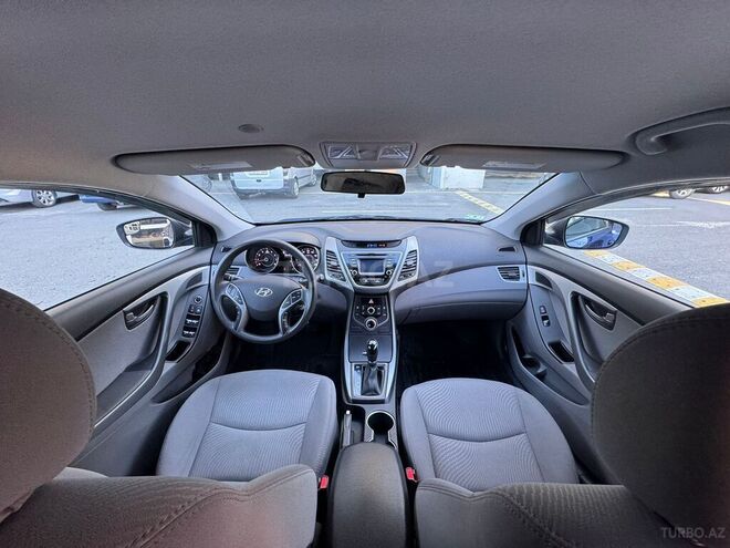 Hyundai Elantra 2015, 129,242 km - 1.8 l - Bakı