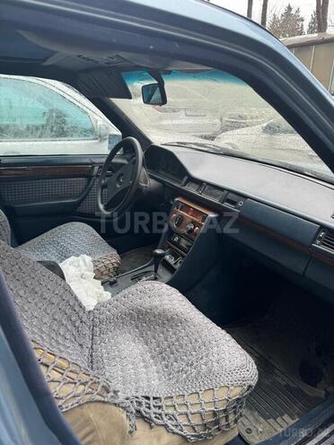 Mercedes E 230 1991, 330,000 km - 2.3 l - Bakı