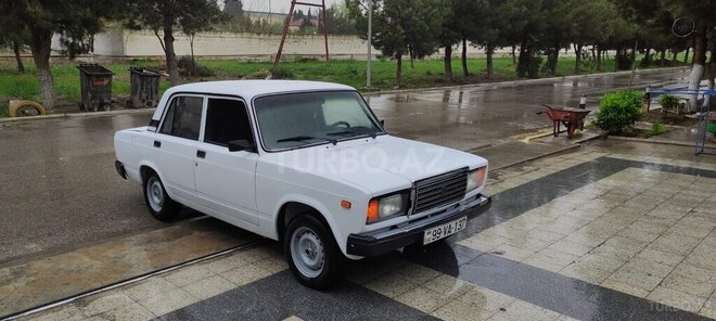 LADA (VAZ) 2107 2009, 99,000 km - 1.6 l - Şirvan