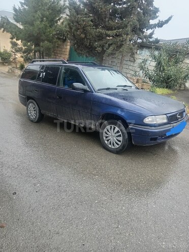 Opel Astra 1996, 333,000 km - 1.6 l - Bakı
