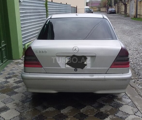Mercedes C 230 2000, 299,123 km - 2.3 l - Bərdə