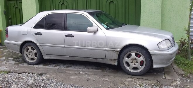 Mercedes C 230 2000, 299,123 km - 2.3 l - Bərdə