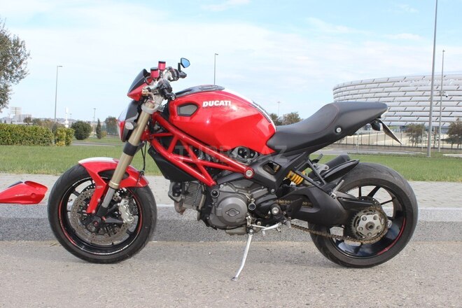 Ducati 1100 EVO