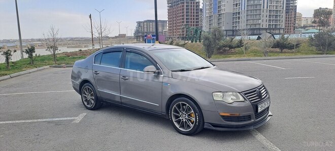 Volkswagen Passat 2006, 250,600 km - 3.6 л - Sumqayıt