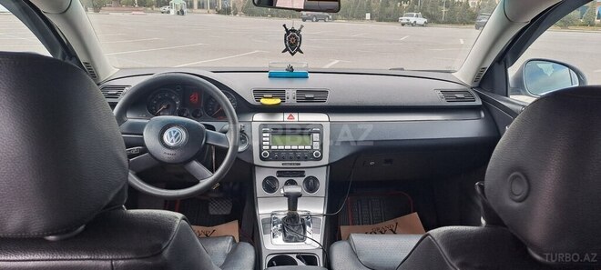 Volkswagen Passat 2006, 250,600 km - 3.6 л - Sumqayıt