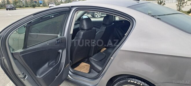 Volkswagen Passat 2006, 250,600 km - 3.6 л - Sumqayıt