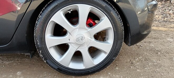 Hyundai i30 2009, 260,000 km - 1.6 л - Ağcabədi