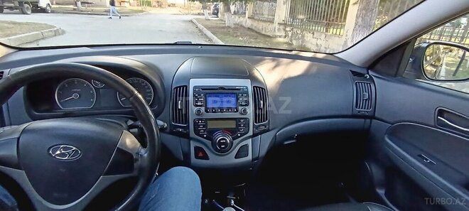 Hyundai i30 2009, 260,000 km - 1.6 л - Ağcabədi