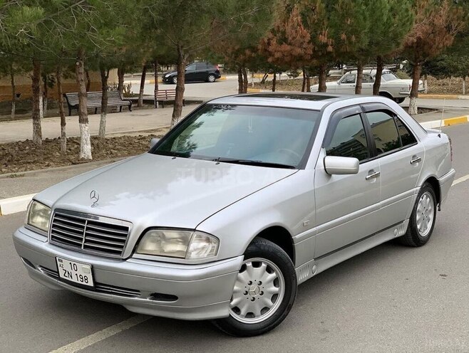 Mercedes C 200 1999, 347,852 km - 2.0 l - Naftalan