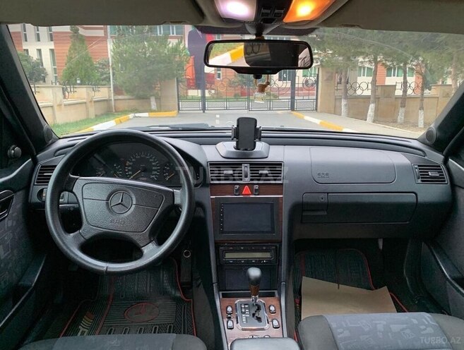 Mercedes C 200 1999, 347,852 km - 2.0 l - Naftalan