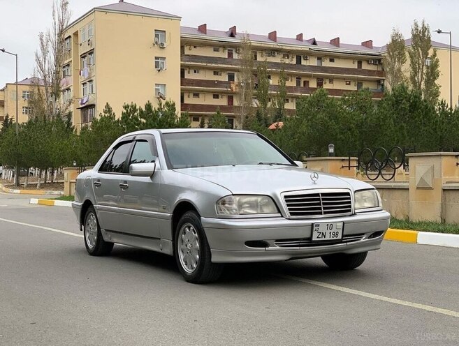 Mercedes C 200 1999, 347,852 km - 2.0 l - Naftalan