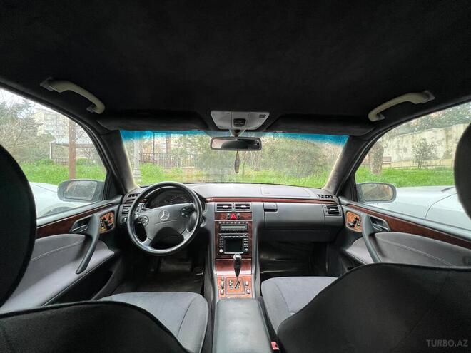 Mercedes E 240 2000, 260,000 km - 2.4 l - Bakı