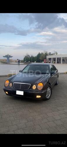 Mercedes E 240 2000, 260,000 km - 2.4 l - Bakı