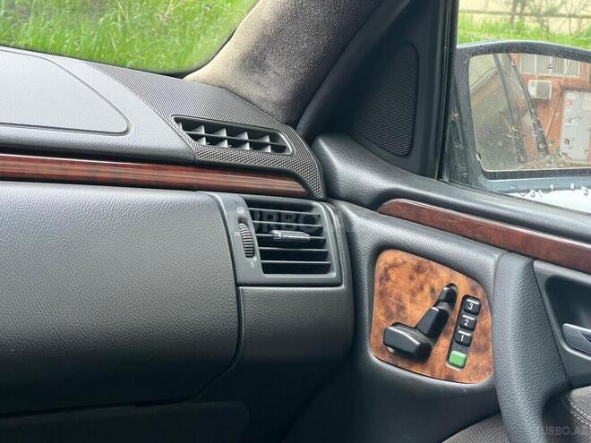 Mercedes E 240 2000, 260,000 km - 2.4 l - Bakı