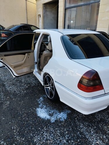 Mercedes C 230 1999, 232,949 km - 2.3 l - Masallı